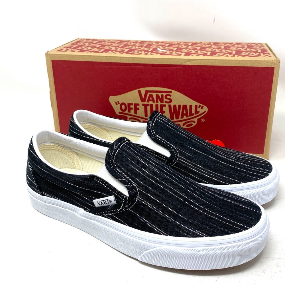 🌿SPRING SALE🌿 VANS Classic Slip-On Suiting Black Canvad Men's Size VN0A4U382PW - Picture 2 of 10